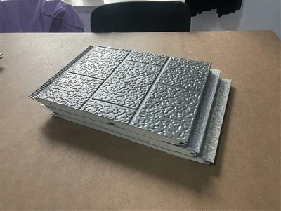 Metallgeprägte Pu-Schaum-Sandwichplatte